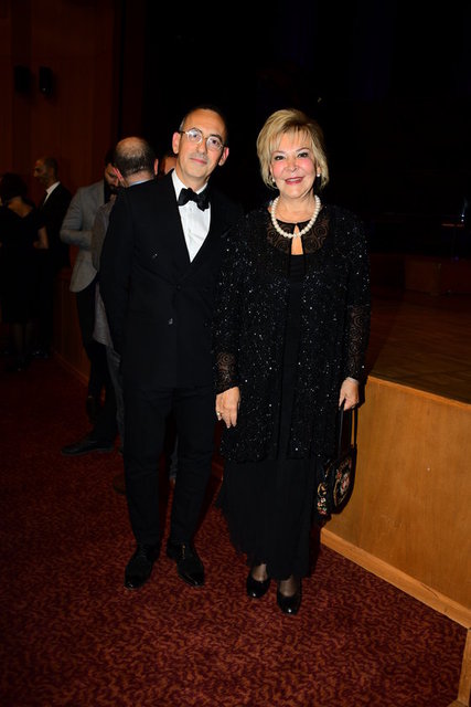 ALEXANDRE ABELLEN, GÜLSİN ONAY