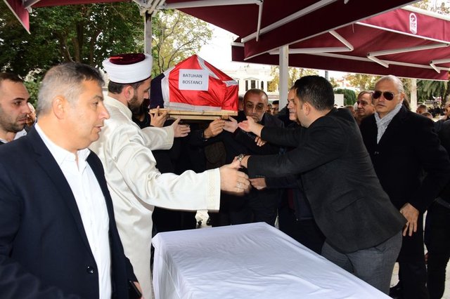 ABDURRAHİM ALBAYRAK, ASİL BOSTANCI