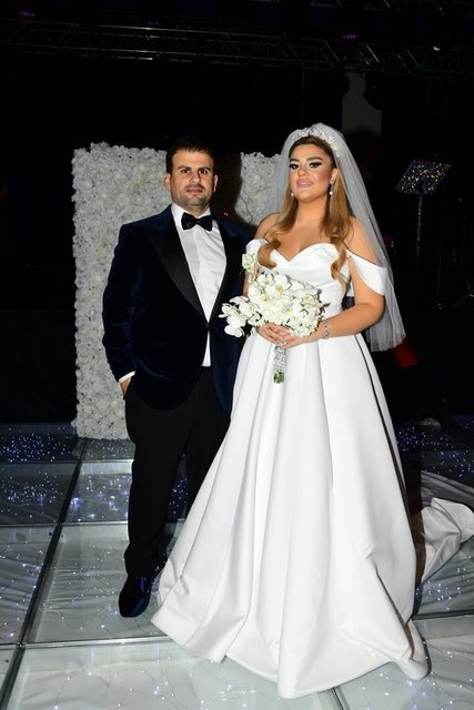 SAMİ OTÇUOĞLU VE DİLARA AKA ÇİFTİ KIBRIS'TA DÜNYAEVİNE GİRDİ.