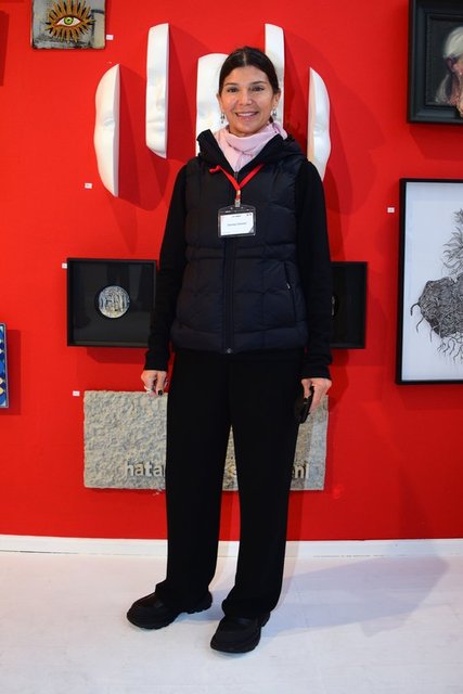 ZEYNEP ÜSTÜNEL