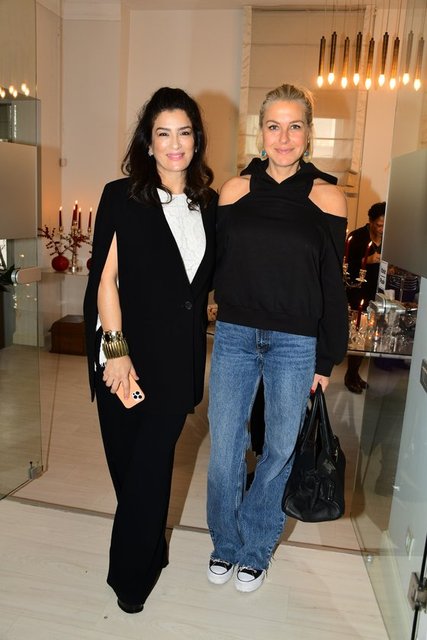 NAZLI KEÇEL, ESRA DİNÇKÖK
