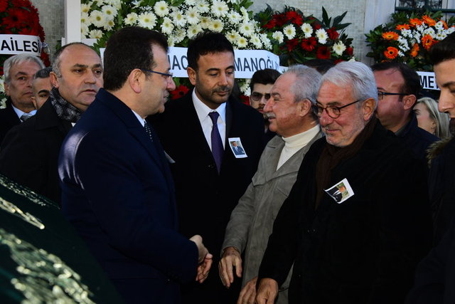 İSTANBUL BÜYÜKŞEHİR BELEDİYE BAŞKANI EKREM İMAMOĞLU VE HÜSAMETTİN ÖZKAN RASİM ÖZKANCA'YA CENAZE TÖRENİNDE VEDA ETTİ.