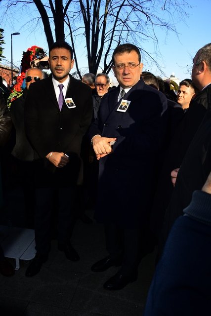 İSTANBUL BÜYÜKŞEHİR BELEDİYE BAŞKANI EKREM İMAMOĞLU ÖZKANCA AİLESİNE TAZİYELERİ İLETTİ.