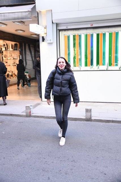 LARA KAMHİ