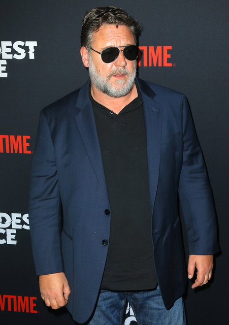 RUSSEL CROWE