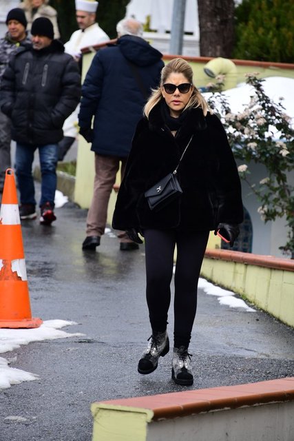 ECE KURDOĞLU