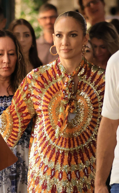 JENNIFER LOPEZ