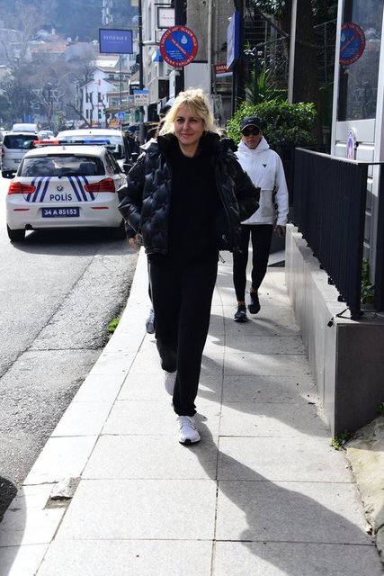 ESRA DİNÇKÖK