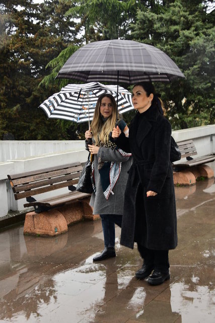 BEGÜM KARAMAHMUTOĞLU, HÜLYA ELTEMUR