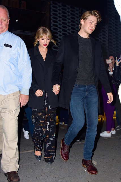 TAYLOR SWIFT, JOE ALWYN