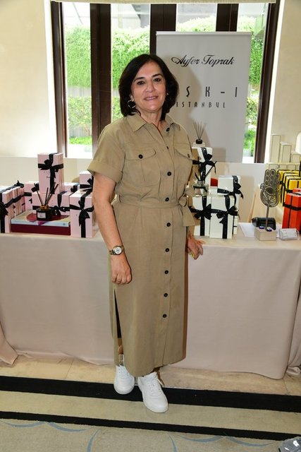 AYFER TOPRAK