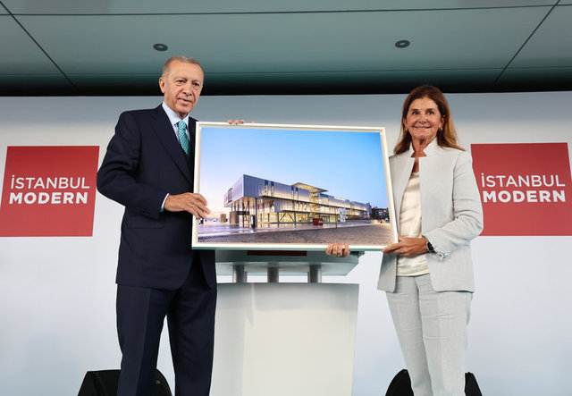 CUMHURBAŞKANI RECEP TAYYİP ERDOĞAN, OYA ECZACIBAŞI