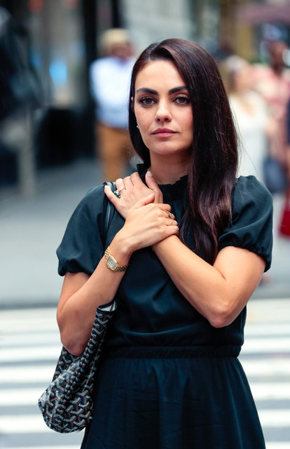 MILA KUNIS