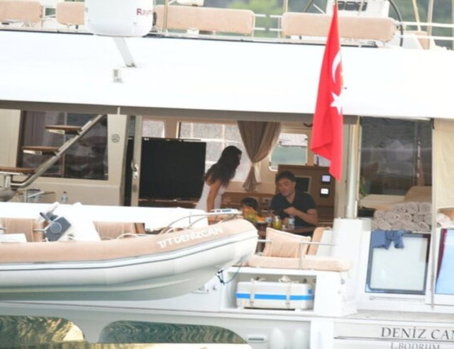 OYUNCU ED WESTWICK EŞİ AMY LOUISE JACKSON VE OĞLUYLA BİRLİKTE BODRUM'DA...