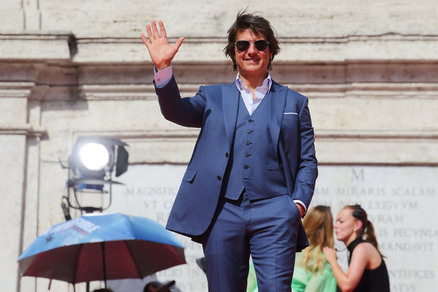 PAZAR GÜNLERİ KAPALI OLAN ÇARŞI TOM CRUISE VE EKİBİ İÇİN AÇILDI.