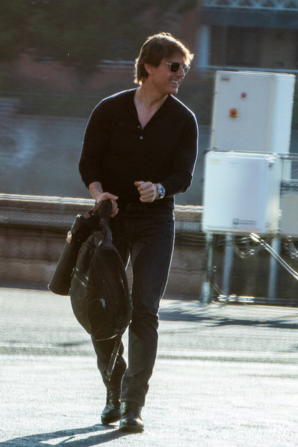 TOM CRUISE