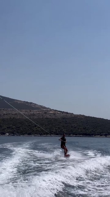 SPOR YAPMAYI ÇOK SEVEN YASEMİN ÖZİLHAN DAHA ÖNCE DALIŞ DA YAPMIŞTI.