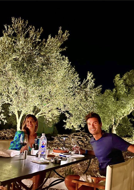 HAKAN KOSİF EŞİ EVELİZE KOSİF İLE BİRLİKTE YEMEĞE ÇIKTI