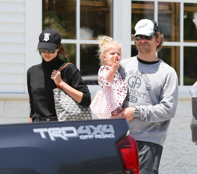 IRINA SHAYK VE BRADLEY COOPER