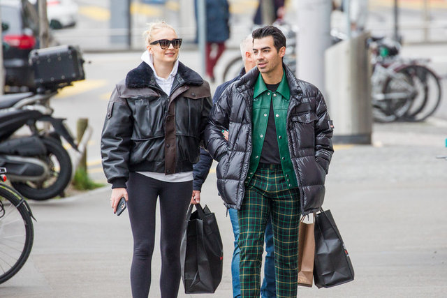 SOPHIE TURNER, JOE JONAS