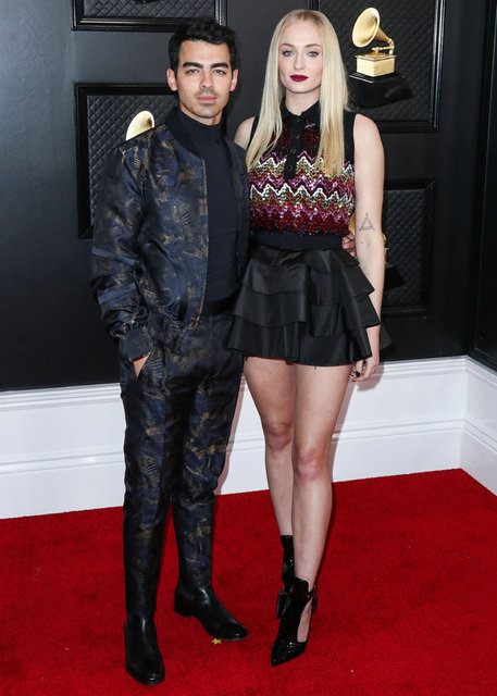 SOPHIE TURNER, JOE JONAS