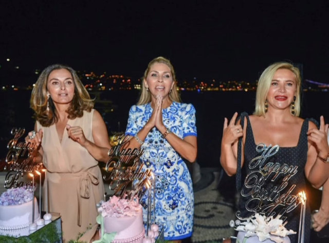 BANU ÇARMIKLI, ARZU SABANCI, ASLI GÜMÜŞEL