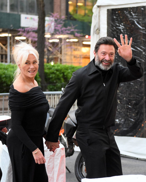 HUGH JACKMAN, DEBORRA LEE FURNESS