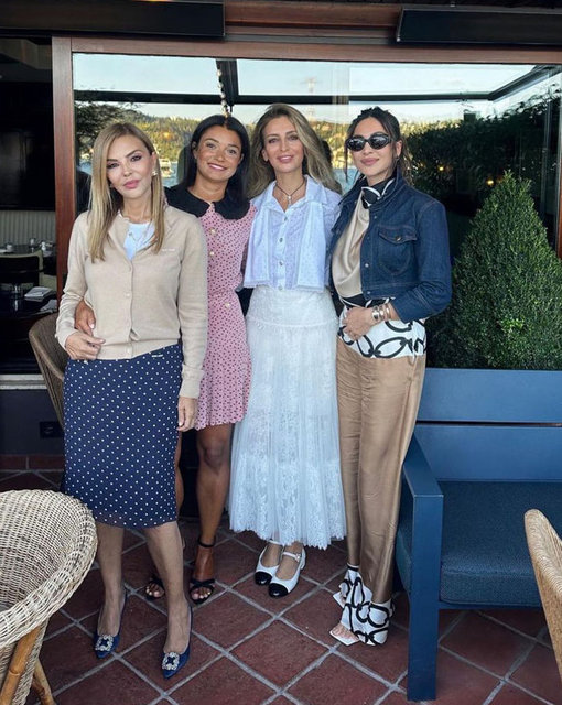 FERYAL GÜLMAN, BEYZA UYANOĞLU VE AYSUN KAYA YAKIN DOSTLARI BURCU ERSÖZ'ÜN DOĞUM GÜNÜNDE BİRARAYA GELDİLER.