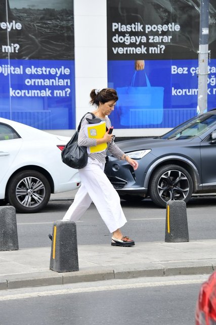 ESRA CİVELEK