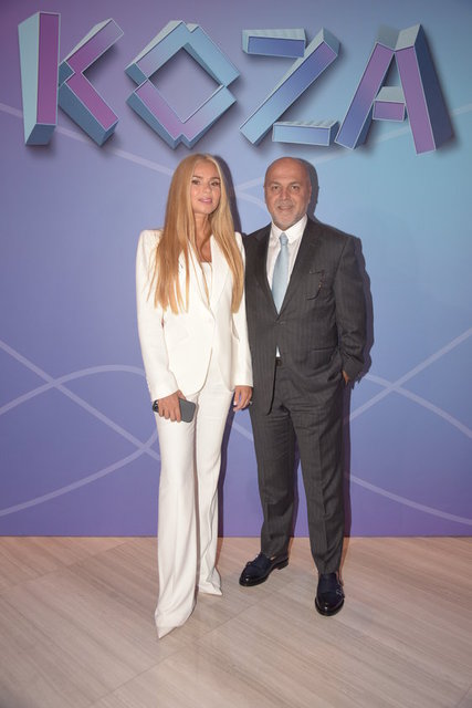 EMEL VE NEJDET AYAYDIN ÇİFTİ GECEYE BİRLİKTE KATILDI.