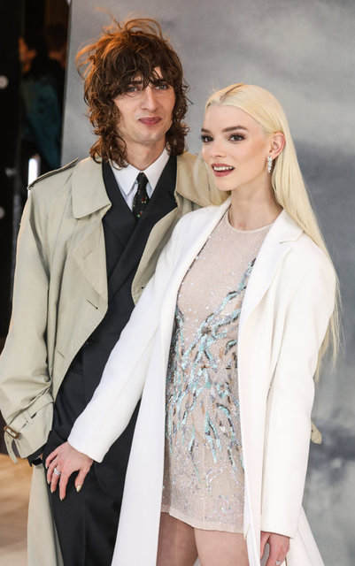 ANYA TAYLOR JOY VE MALCOLM MCRAE İLE EVLEDİ