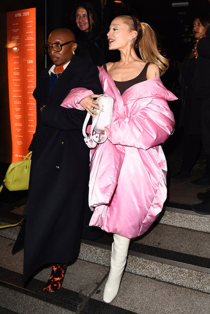 ARIANA GRANDE