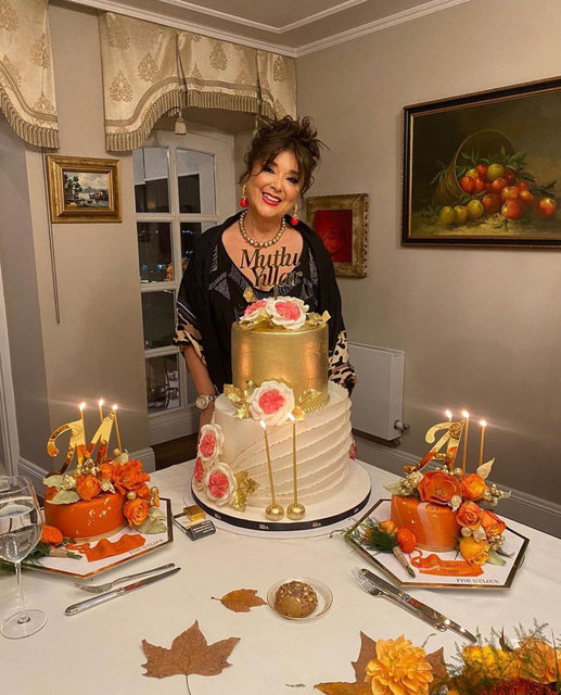 MERAL KOSİF YENİ YAŞINI KUTLADI
