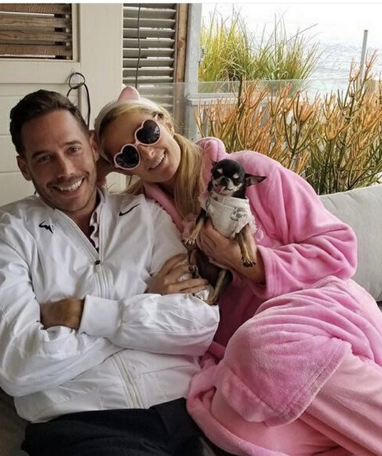 CARTER REUM İLE EVLENEN PARİS HILTON TAŞIYICI ANNE YOLUYLA OĞLUNA KAVUŞTU