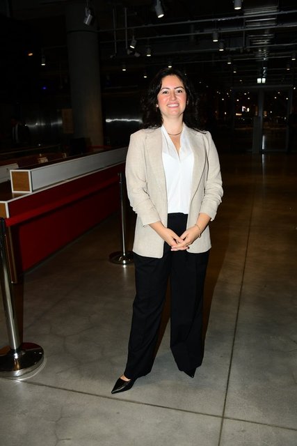 GAMZE PAT, 'ASIL DEDEKTİF OLDUM' KİTABIYLA ÖDÜLE LAYIK GÖRÜLDÜ.