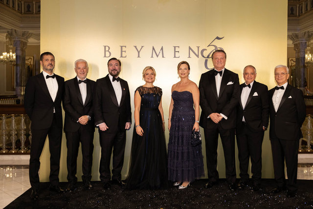 TOLGA EGEMEN, ALİ FARAMAWY, ERGUN ÖZEN, ELİF ÇAPÇI, MARIE LAURE AKDAĞ, HASAN ARAT, BERNARD BARBOUR, HÜSNÜ EREL