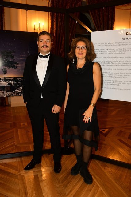 SANATÇI MEHMET TURGUT VE ELİF BERKER DAVETE EV SAHİPLİĞİ YAPTILAR.