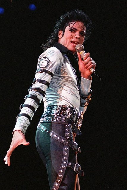 MICHAEL JACKSON