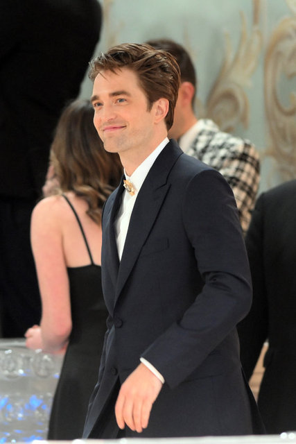 ROBERT PATTINSON, SUKI WATERHOUSE