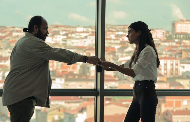 Ne Gemiler Yaktım 1. Bölüm Fotoğrafları