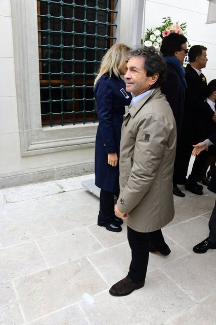VAKKO HOLDİNG YÖNETİM KURULU BAŞKANI CEM HAKKO CENAZE TÖRENİNE KATILARAK ACIYA ORTAK OLDU.