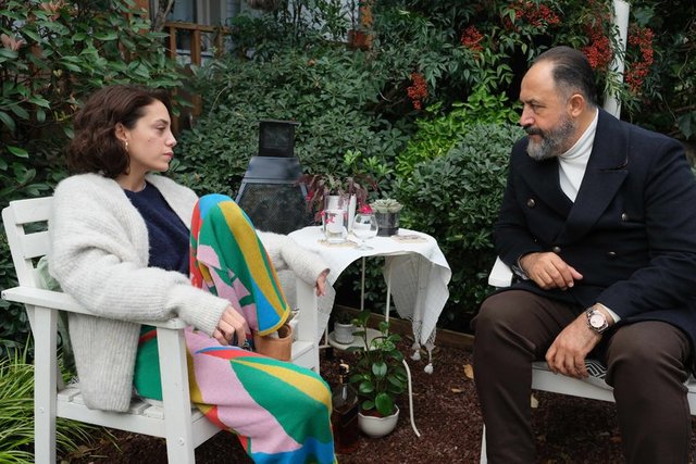 Kara 1. Bölüm Fotoğrafları