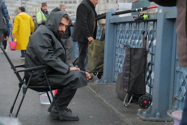 Kara 1. Bölüm Fotoğrafları