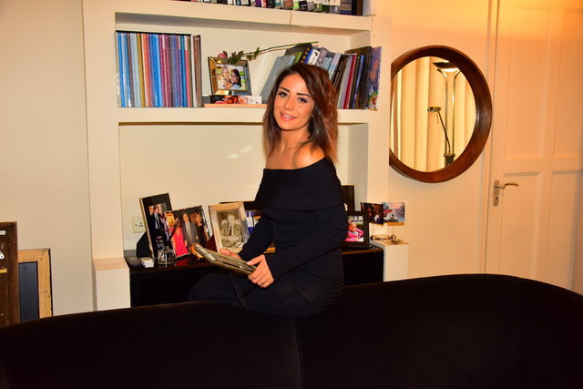 MAYA PORTAKAL BİTARGİL BARIŞ VE SEVGİ DOLU BİR YIL DİLİYOR HERKESE