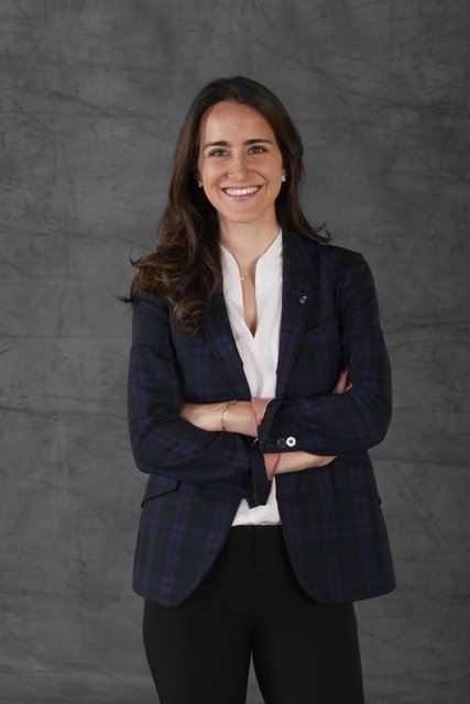 ESRA ECZACIBAŞI COŞKUN, 2024'TEN SAĞLIK VE HUZUR İSTİYOR