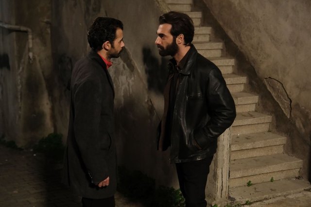 Kara 4. Bölüm Fotoğrafları