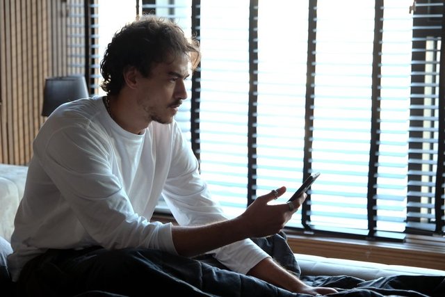 Kara 4. Bölüm Fotoğrafları