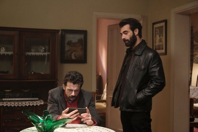 Kara 4. Bölüm Fotoğrafları