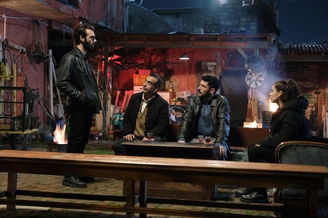 Kara 4. Bölüm Fotoğrafları