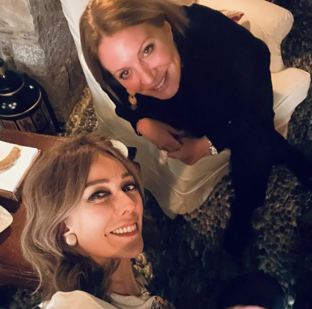 CAROLINE KOÇ VE ZERRİN TEKİNDOR YAKIN DOSTLARININ DOĞUM GÜNÜNDE BİR ARAYA GELDİ.